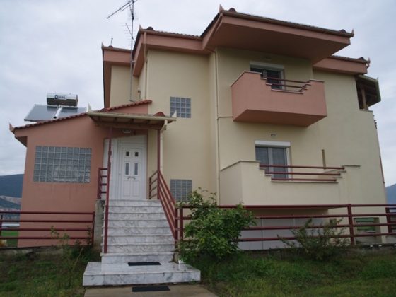 Μονοκατοικια